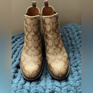 Coach Levy Signature Boots